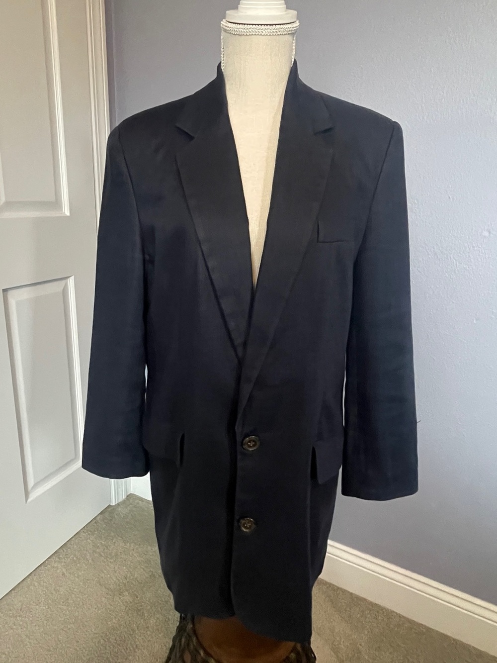 Women’s Vintage 90’s Classic Navy Raw Silk Blazer size S